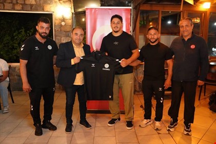 BAŞKAN AKDENİZLİ GÜREŞÇİLERLE BİR ARAYA GELDİ