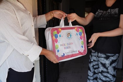 Yenidoğan Bebek Çantası 1013’üncü Aileye Ulaştı
