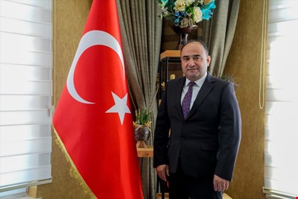 BAŞKAN AKDENİZLİ: "DENİZLERİMİZ, BAĞIMSIZLIĞIMIZIN MAVİ VATANIDIR"