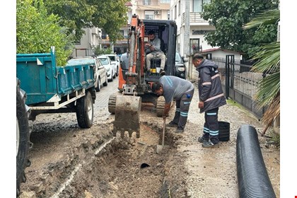 SEYDİKEMER BELEDİYESİ EKİPLERİ YAĞIŞIN ARDINDAN SAHADA